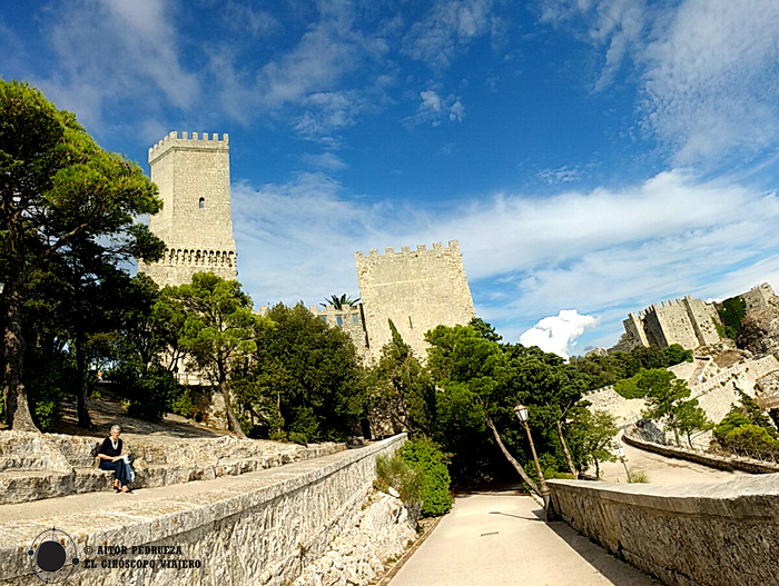 Castillo Venere y las torres normandas