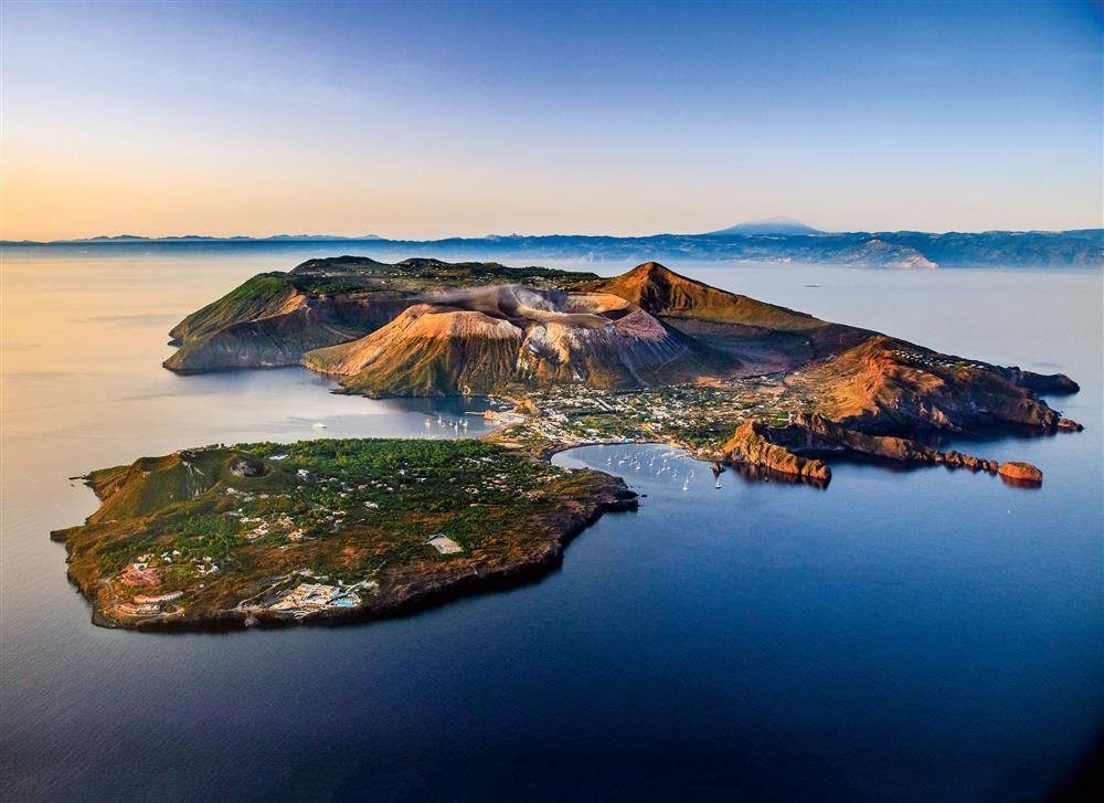 Isla de Vulcano, uno de los destinos típicos de las Eolias