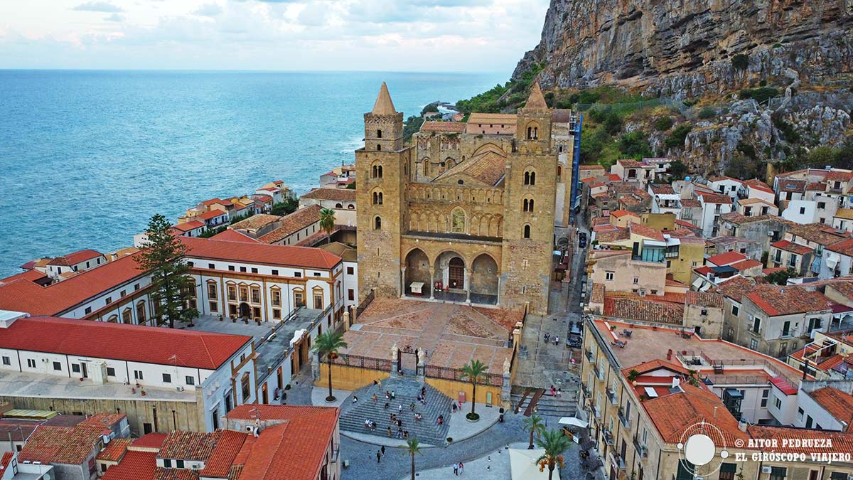 Catedral normanda de Cefalú desde el cielo